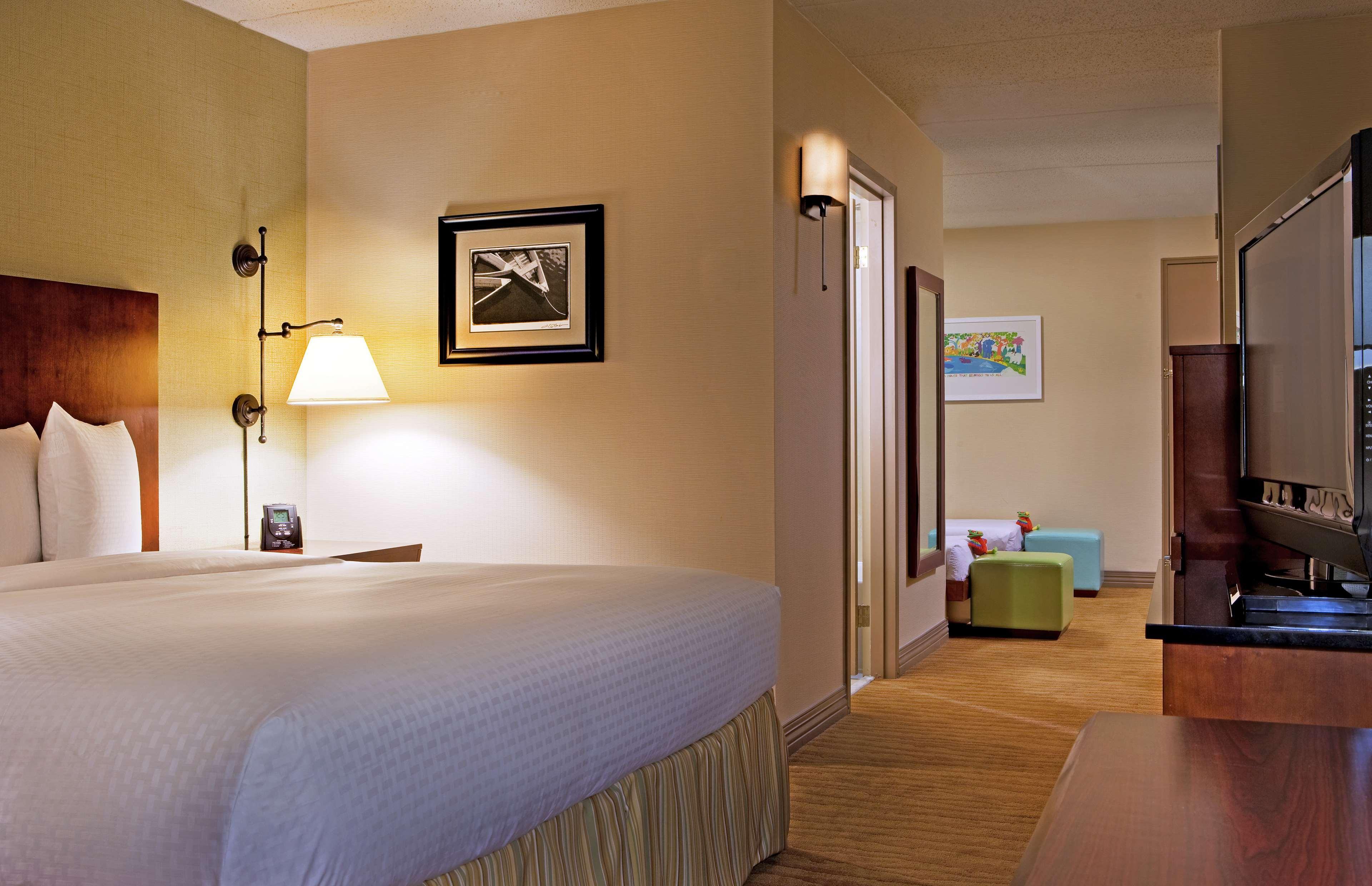 Doubletree Boston North Shore Danvers Εξωτερικό φωτογραφία